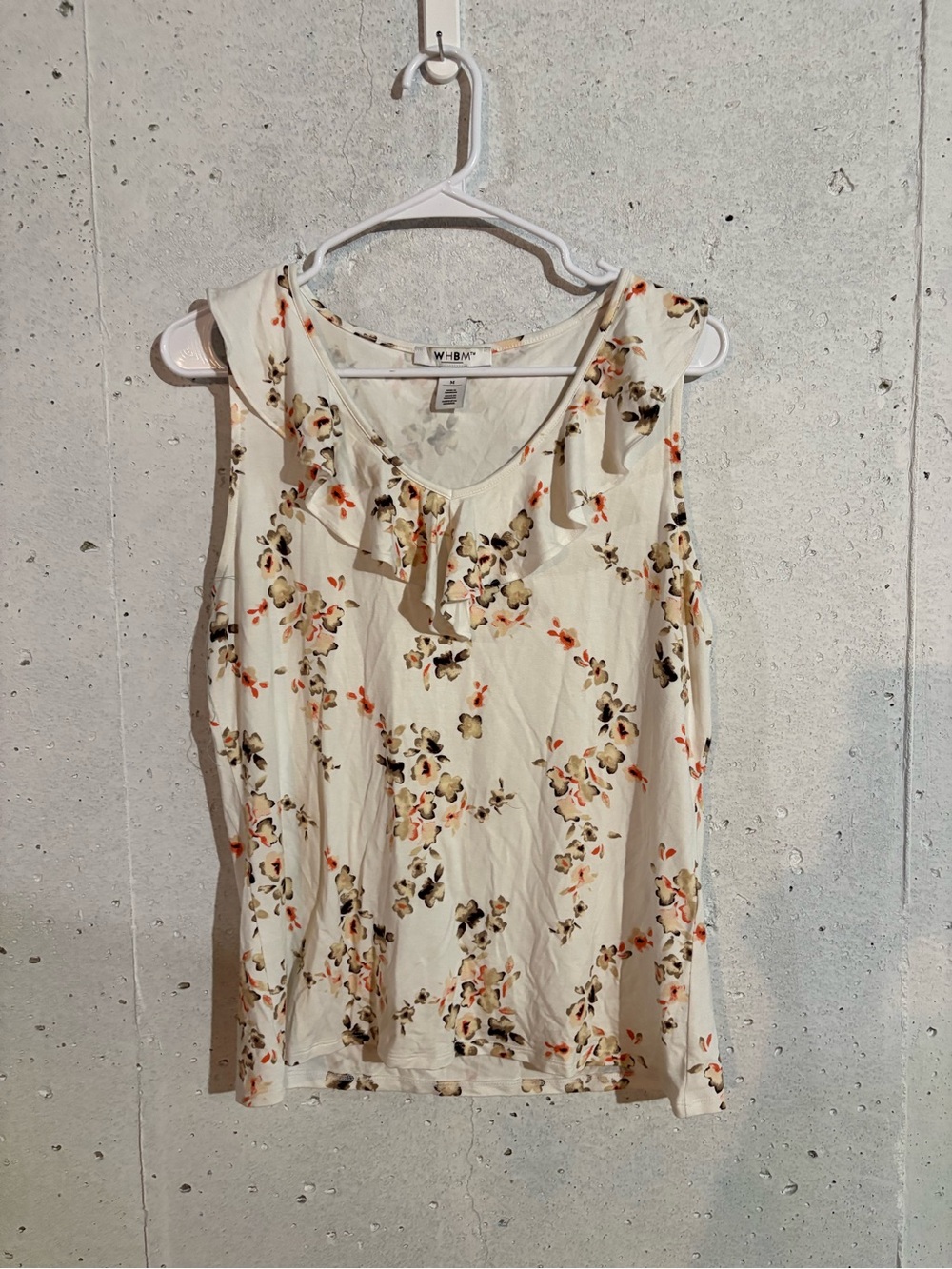 WHBM Ruffle Floral Short Sleeve Blouse | Size: Medium